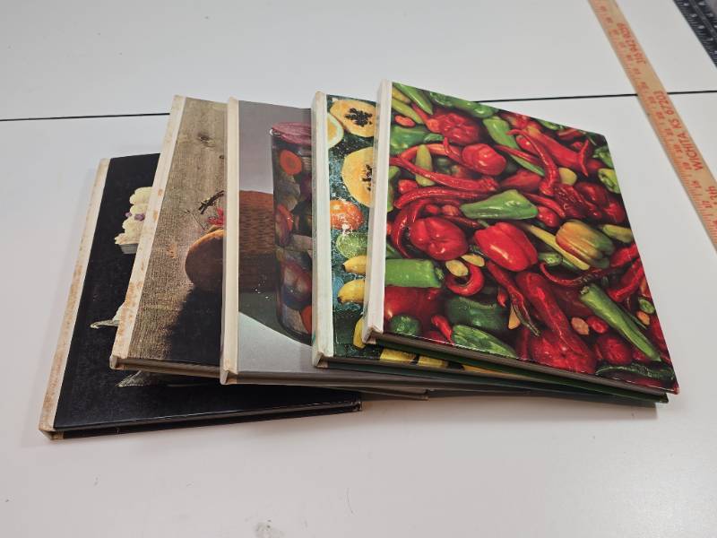 lot 76 image: Time Life American Cooking Book Collection