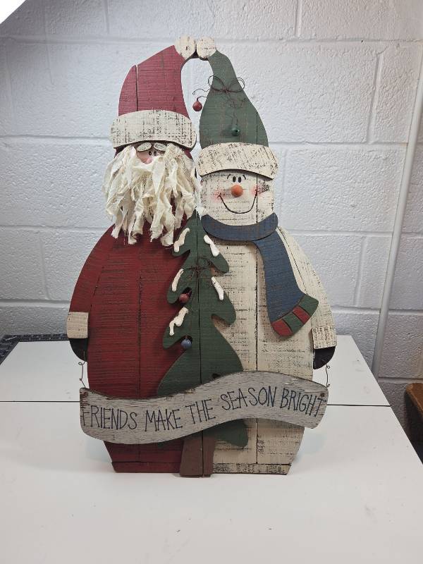 lot 85 image: Wooden Santa and Snowman Holiday Decor