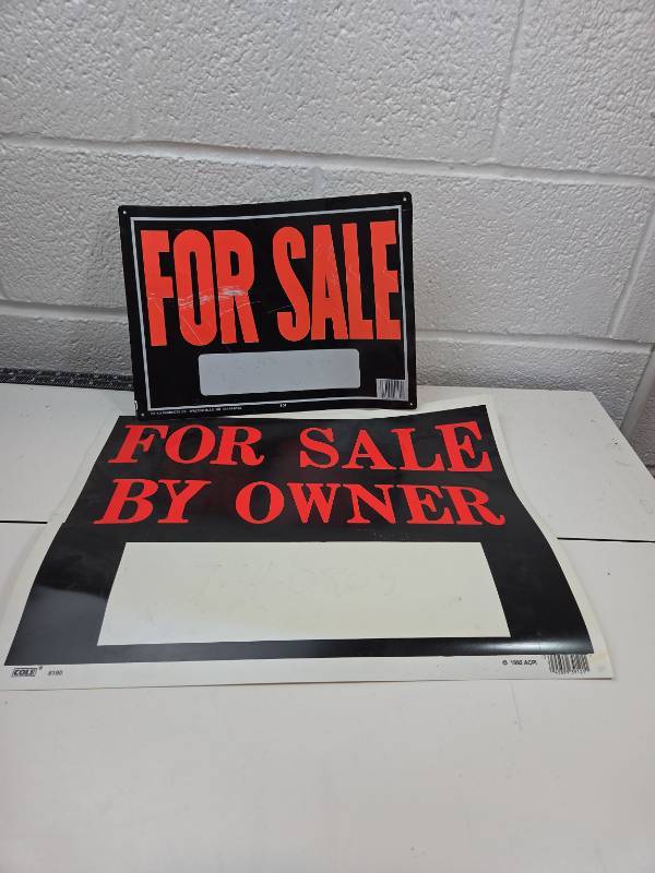 lot 98 image: For Sale Signs Bundle