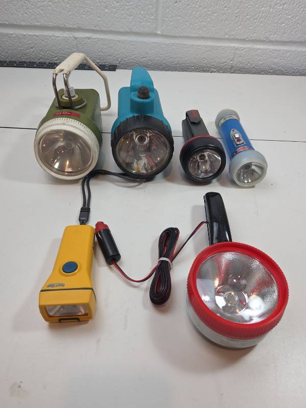 lot 130 image: Mixed Lot of 6 Handheld Flashlights