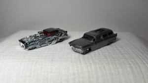 lot 053 image: Hot Wheels Nash Metropolitan Custom Set