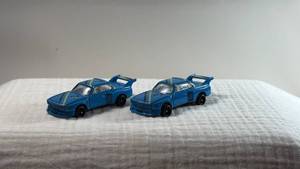 lot 058 image: BMW M3 E30 Blue Diecast Model Cars Set