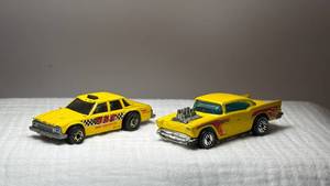 lot 060 image: Hot Wheels Yellow  Set