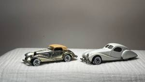 lot 067 image: Mercedes-Benz 540K Model Car Set