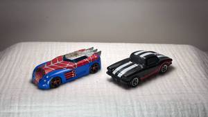 lot 090 image: Hot Wheels Cobra Racing Car Models