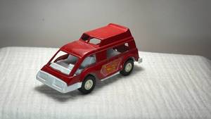 lot 098 image: Tootsietoy Custom Van Red Diecast