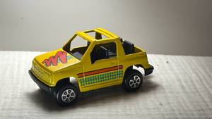 lot 0112 image: Matchbox Yellow Skip Truck