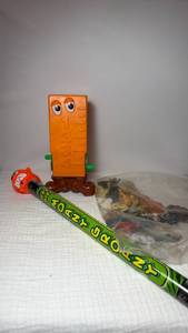 lot 0147 image: 1982 Fisher Price Monster Ruler Toy #610