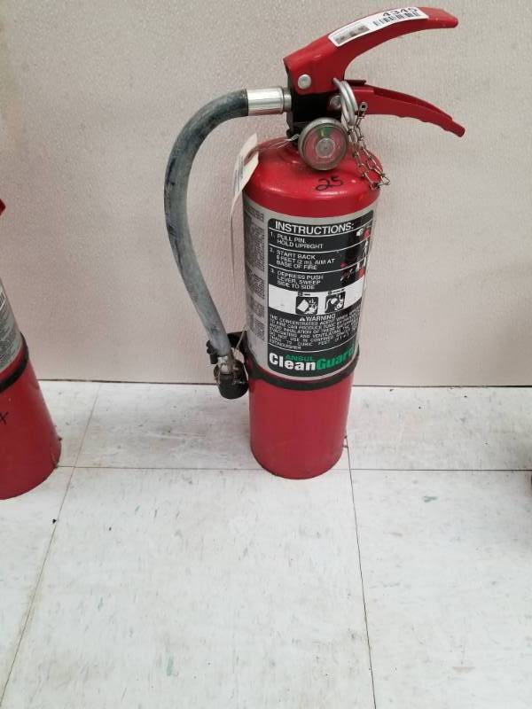 lot 4345 image: Fire Extinguisher Full