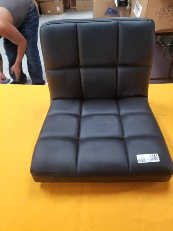 lot 4361 image: Salon Padded Seat