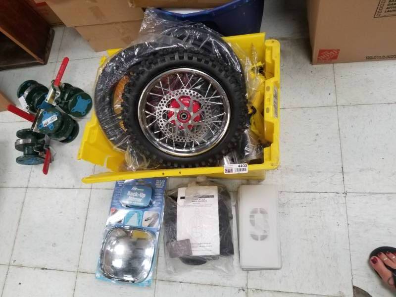 lot 4403 image: Lot of Wheels, Mirror and more