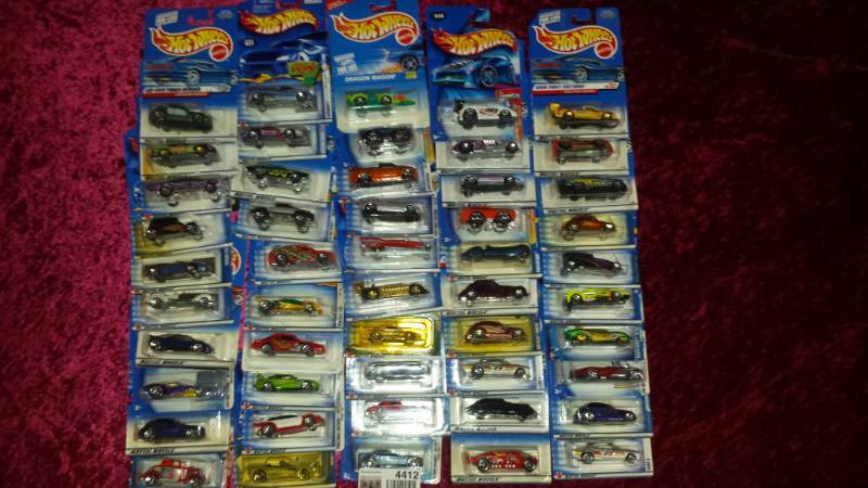 lot 4412 image: Lot of (50) Hot Wheels