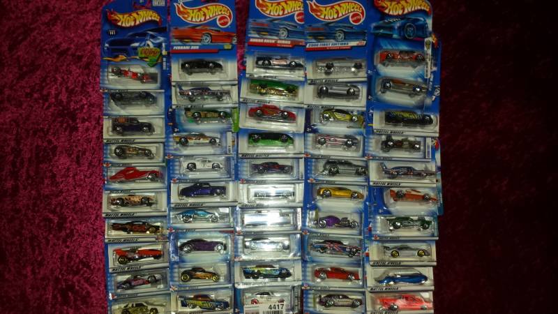 lot 4417 image: Lot of (50) Hot Wheels
