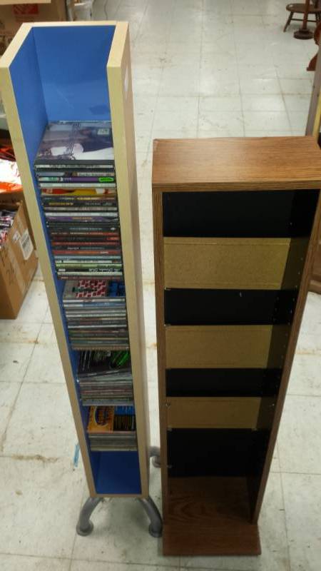 lot 4437 image: CD Stands with Cds