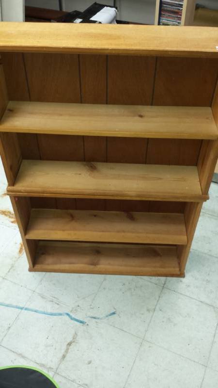 lot 4439 image: Stacking Oak Bookshelves
