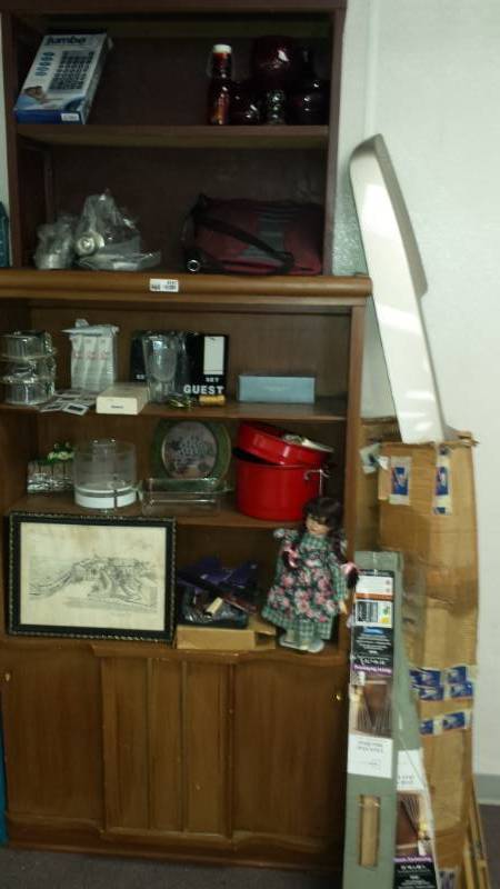lot 4507 image: Miscellaneous Collection of Household goods