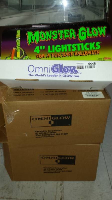 lot 4447 image: (2)Cases of Monster Glow Lightsticks