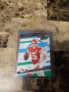 lot 723 image: 2019 Panini Prestige Football Patrick Mahomes Kansas City Chiefs Card