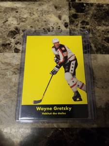 lot 755 image: 1992 Pro Set Wayne Gretzky French Hockey Card