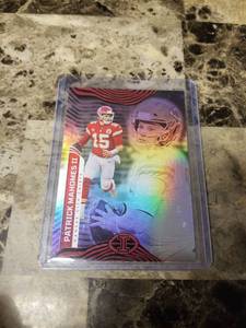 lot 757 image: 2022 Panini Illusions Football Patrick Mahomes Kansas City Chiefs Card