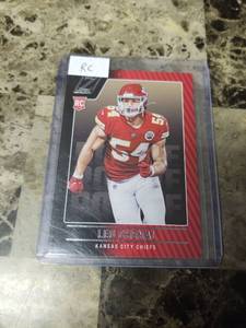 lot 794 image: 2022 Panini Zenith Football Leo Chenal Kansas City Chiefs Rookie Card