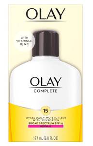 lot 3179 image: Olay Face Moisturizer, Complete with Sunscreen SPF 15, Daily Facial Lotion for Normal Skin, Lightweight Hydrating Broad Spectrum Sun Protection - Vitamin C, E, and Niacinamide - 6 Oz