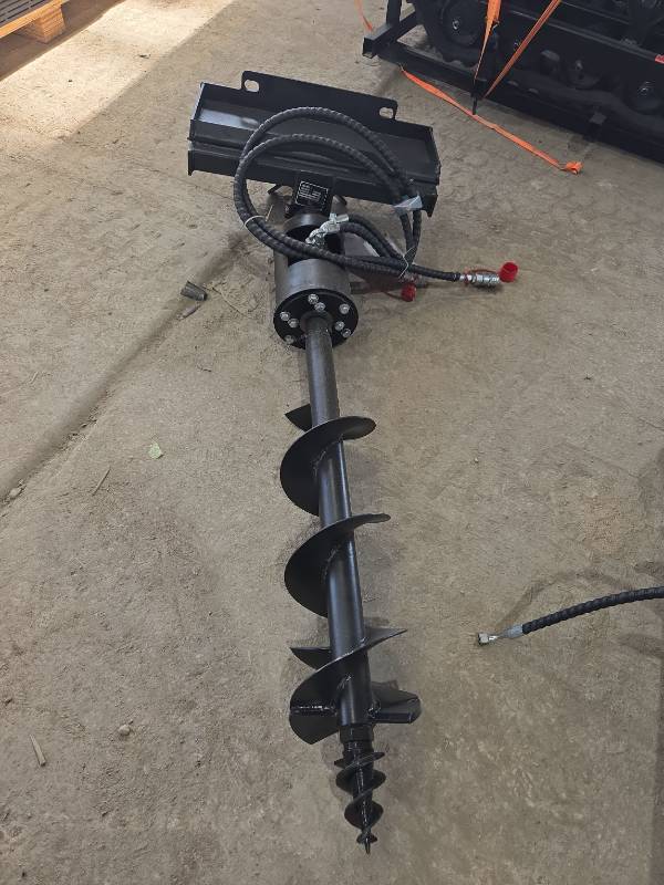 lot 9810 image: IRE Mini Skid Steer Auger Rod - 350-800-350mm