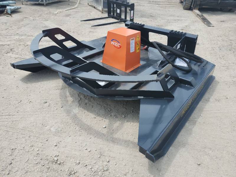 lot 3536 image: Unused 72-Inch Skid Steer Industrial Brush Cutter  XN-GG01-72