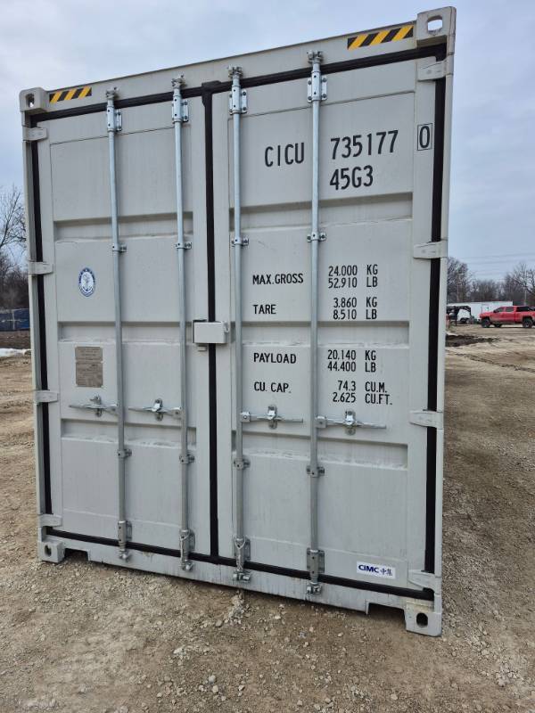 lot 2753 image: One Way Use 40 High Cube Storage Container, 2 Door Opening, End Opening  Wolverine CICU7351770