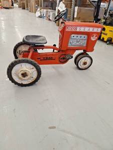 lot 300 image: Sears 2 Ton Diesel Trac Pedal Tractor