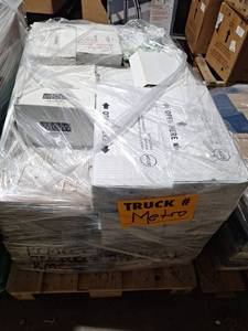 lot 31302 image: Pallet Of Miscellaneous Tile