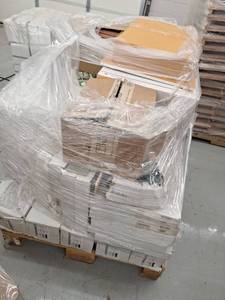 lot 31317 image: Pallet Of Miscellaneous Tile and Tile Products