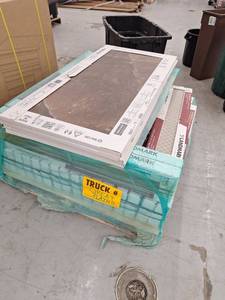 lot 31205 image: Pallet Of Miscellaneous Tile