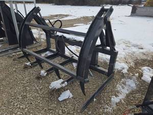 lot 8020 image: Landhonor Bale Grapple  BG-13-72W