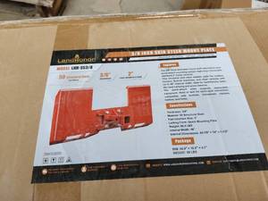lot 8181 image: Landhonor 38 In Skid Steer Mount Plate  LHR-SS38