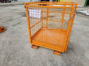 lot 8274 image: Landhonor Forklift Safety Cage  FSC-46-43W