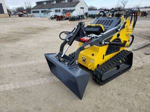 lot 2391 image: ATS T460 Mini Skid Steer