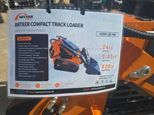 lot 8602 image: Unused Arteer QB-480 Compact Track Skid Steer Loader