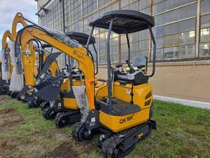 lot 10032A image: New 2025 CFG QK18R Mini Excavator  Rato 13.5HP Engine, CE Certified