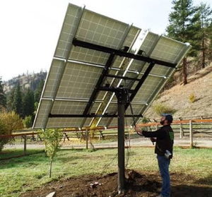 lot 21005 image: Complete 8 Panel Solar Racking