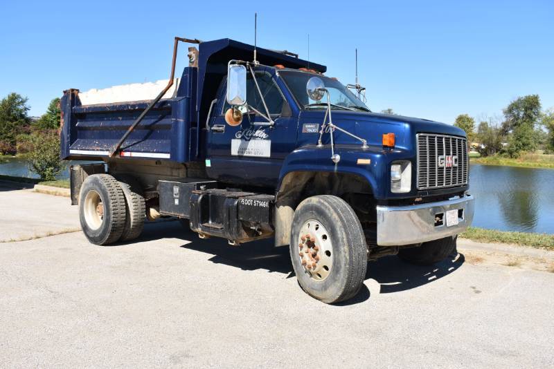 lot 1237 image: 1998 GMC C7500 Dump Truck 2WD