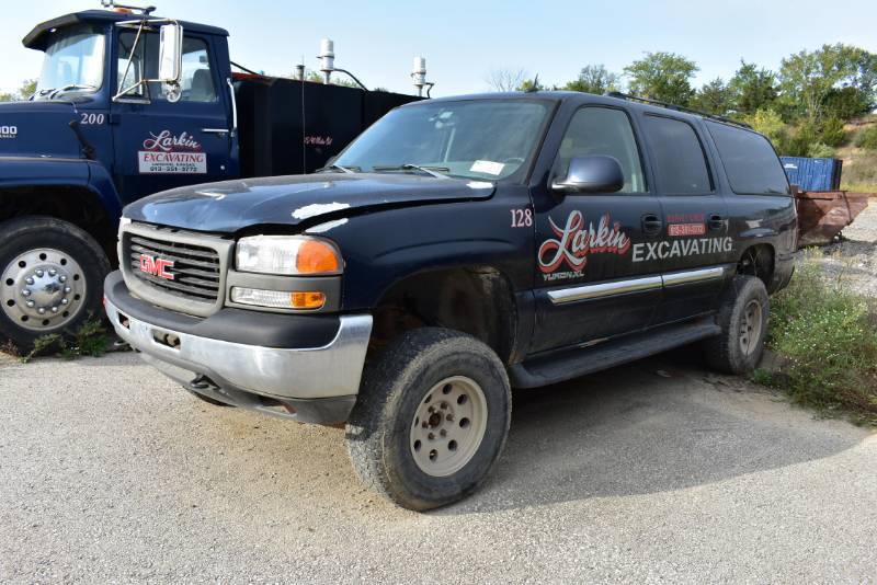 lot 1239 image: 2005 GMC Yukon XL 1500 4WD