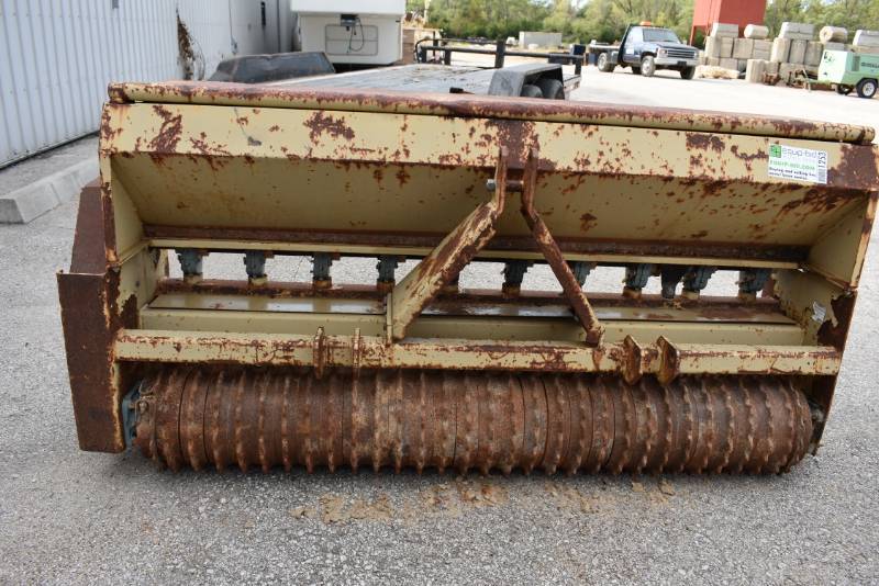 lot 1253 image: Land Pride 6ft Overseeder