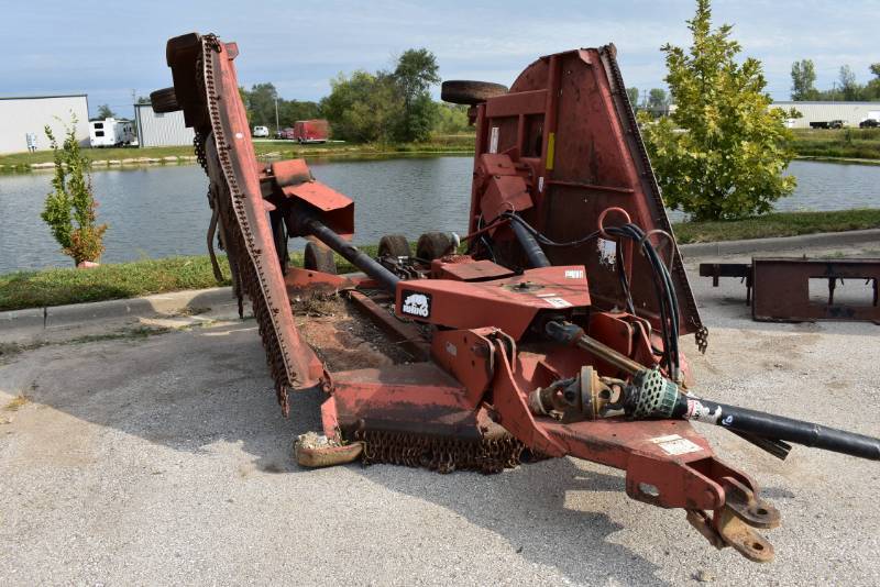 lot 1245 image: Rhino 15ft Bat Wing Brush Hog
