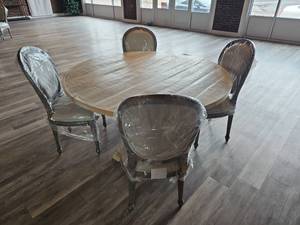 lot 523 image: Wooden Round Table W Tulip Dining Chairs