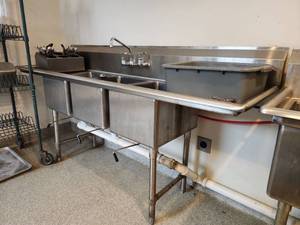 lot 17799 image: Commercial Stainless Steel 3-Compartment Sink with Utensil Station
