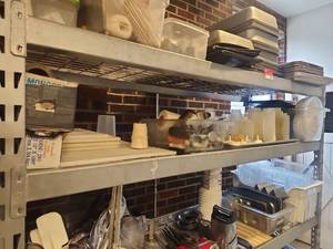 lot 17815 image: Contents of Shelf W Commercial Food Containers, Lids, Sauce Bottles and More