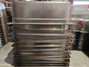 lot 19104 image: Vollrath Stainless Steel Steam Table Pans - Set of 12