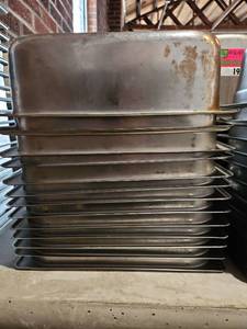 lot 19105 image: Vollrath Stainless Steel Steam Table Pans - Set of 14