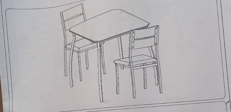 lot 21140 image: 12 Dinner Table Set (Black) Garve  - Retail $157